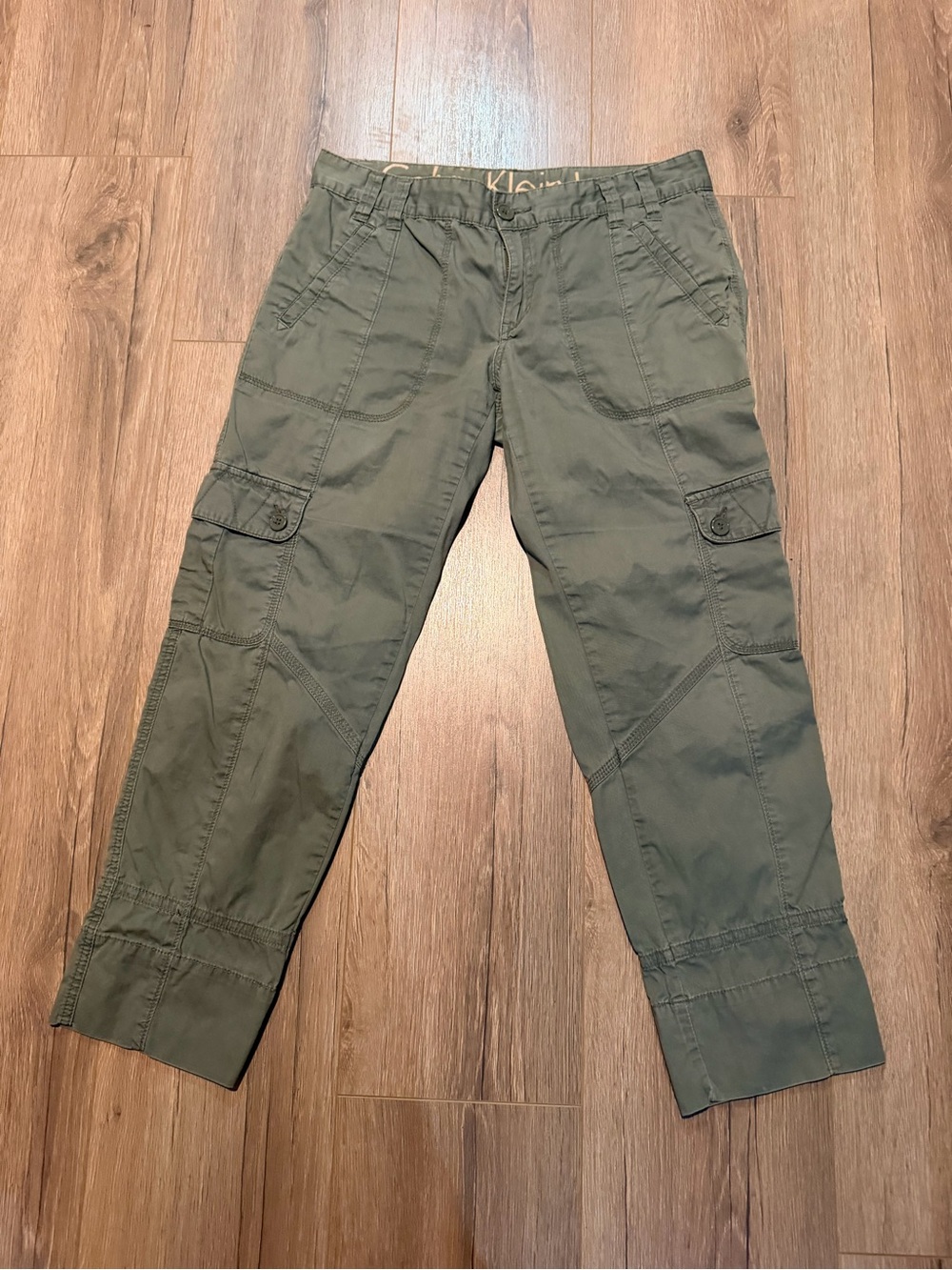 Calvin Klein Jeans Cargo Capris Olive Green Women’s 6 Y2K Capri Pants Mid Rise